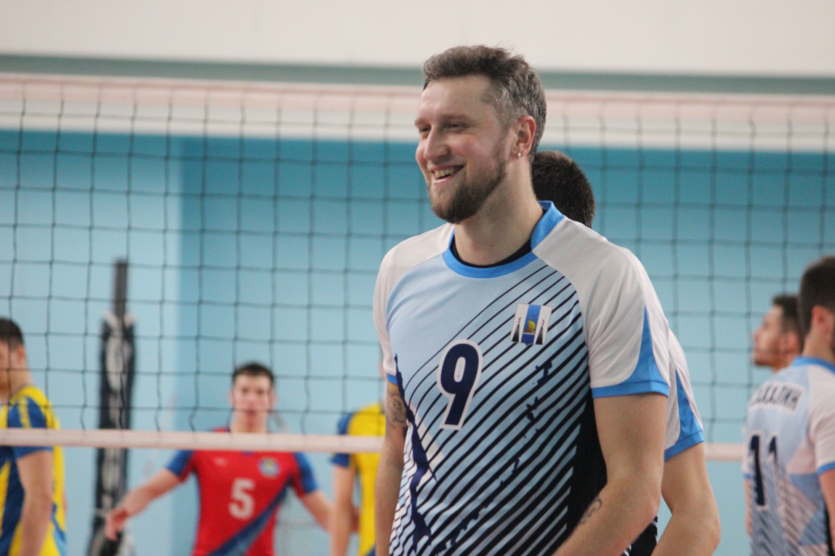 "Элвари-Сахалин" - "Волжанин" (Кострома)