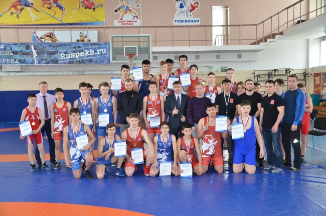 Первенство Южно-Сахалинска по греко-римской борьбе среди юношей до 16 лет