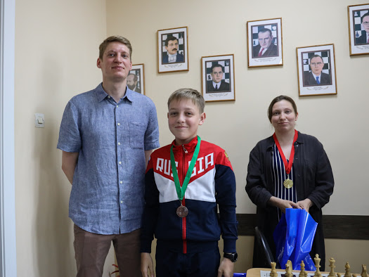 Блиц-турнир, посвященный Дню России (фото Яны Водэ)