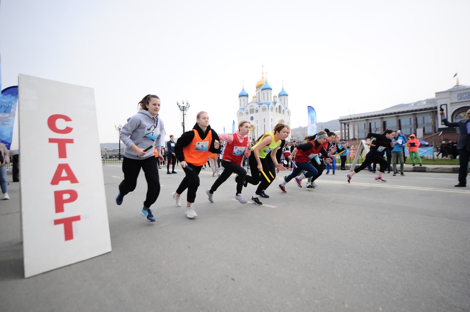 Легкоатлетическая эстафета по улицам города