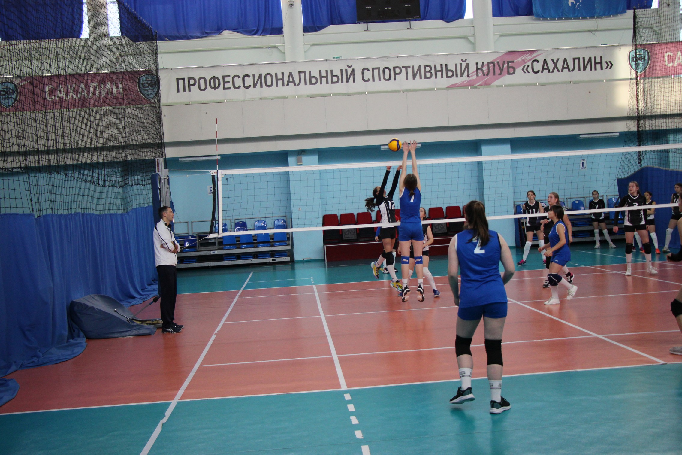 Первенство области по волейболу среди юношей и девушек 2006-2007 г.р.