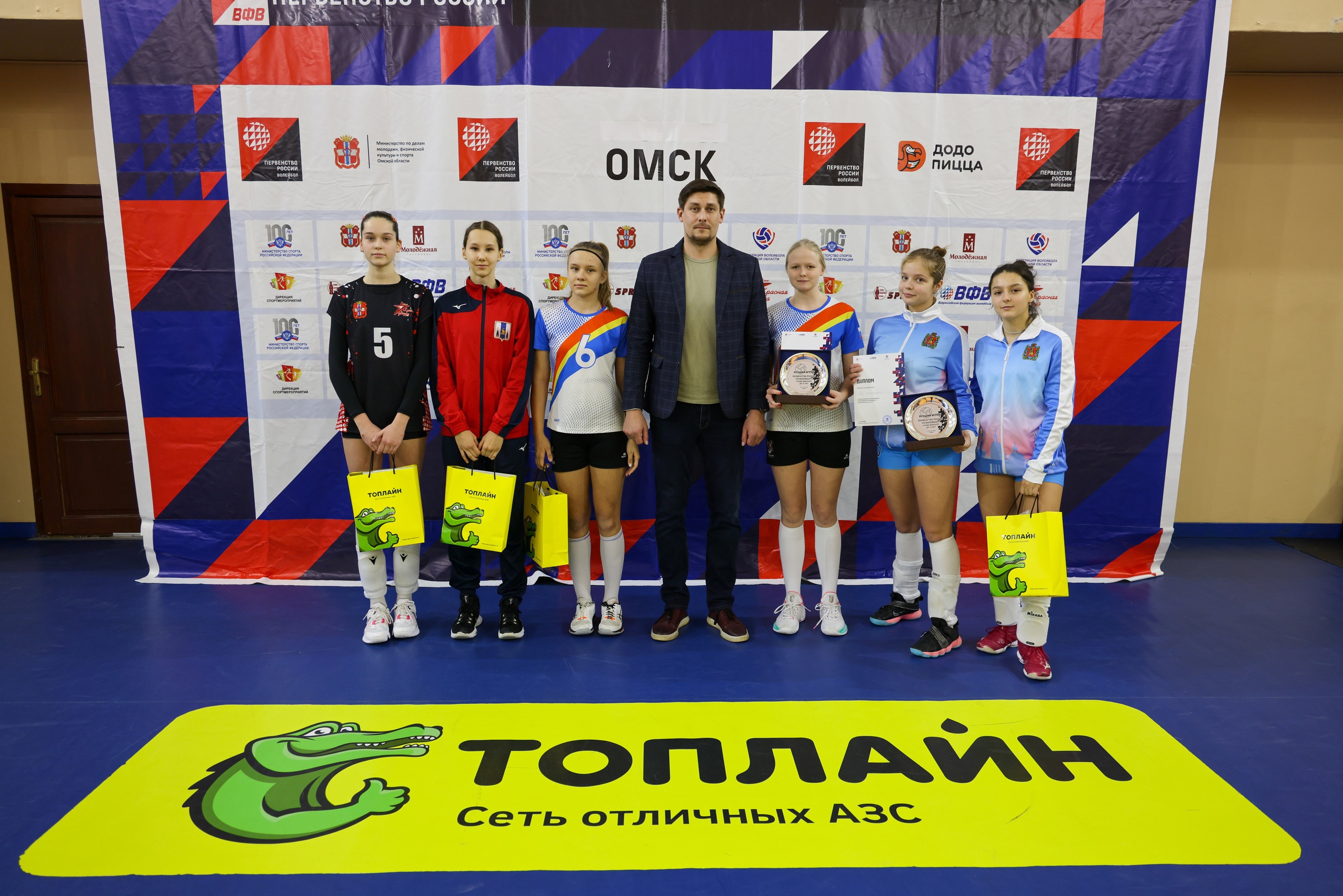 Полуфинал первенства России среди девушек до 16 лет в Омске