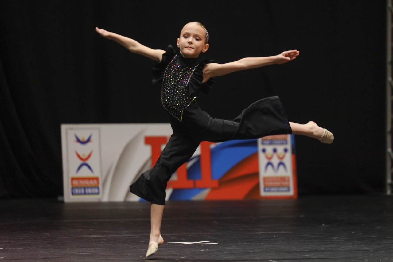 Чемпионат и первенство ДФО по чир спорту