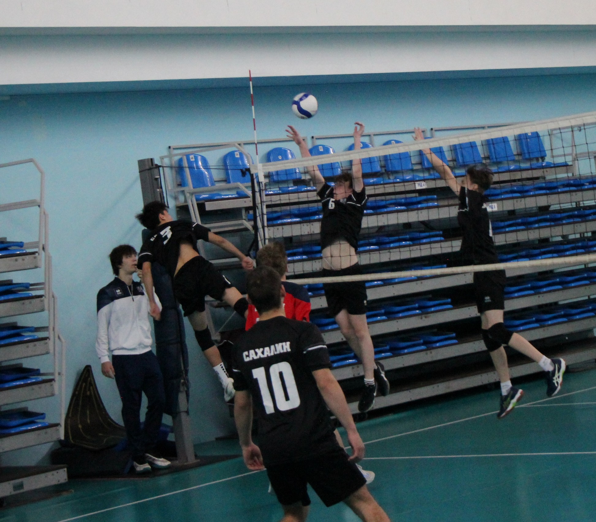 Первенство области по волейболу среди юношей и девушек 2010-2011 г.р.