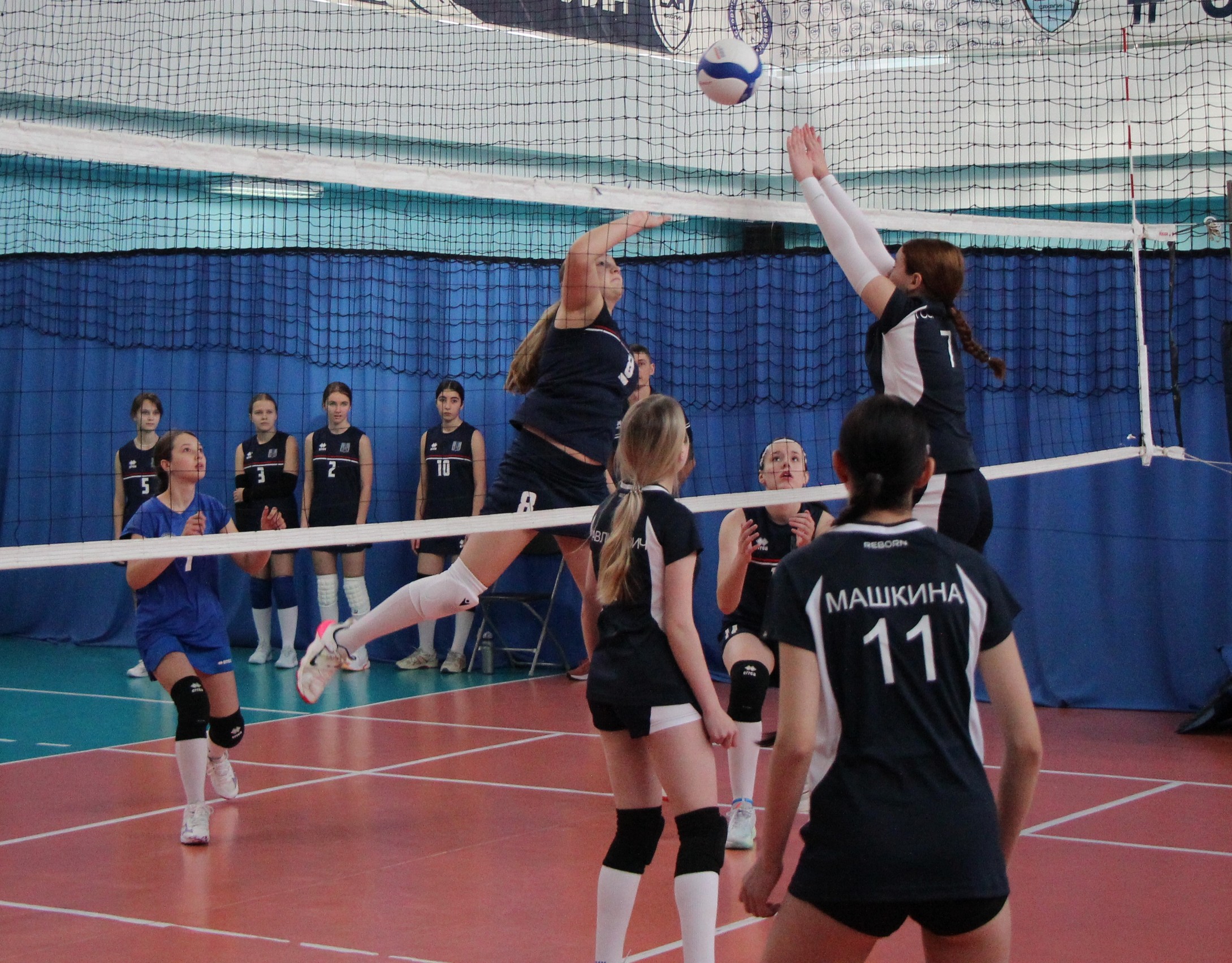 Первенство области по волейболу среди юношей и девушек 2010-2011 г.р.